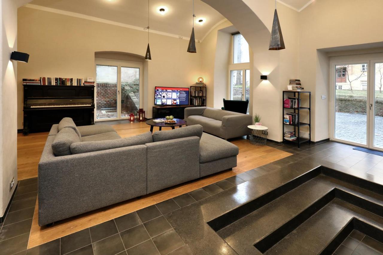 Design Loft 2 Minutes To Wenceslas Square Prague Exterior photo